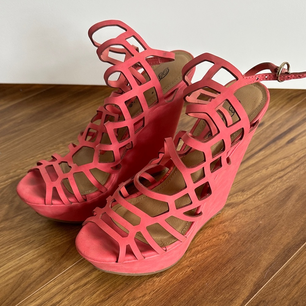 Breckelles Coral Pink Cutout Wedge Sandals